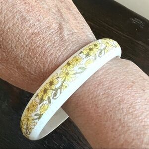 Retro 70s Yellow Flowers floral Bangle Bracelet